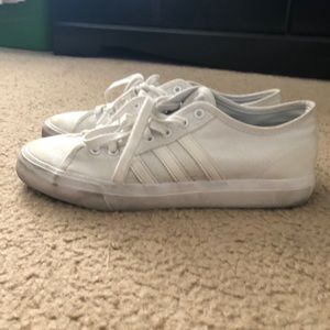 Adidas matchcourt  white
